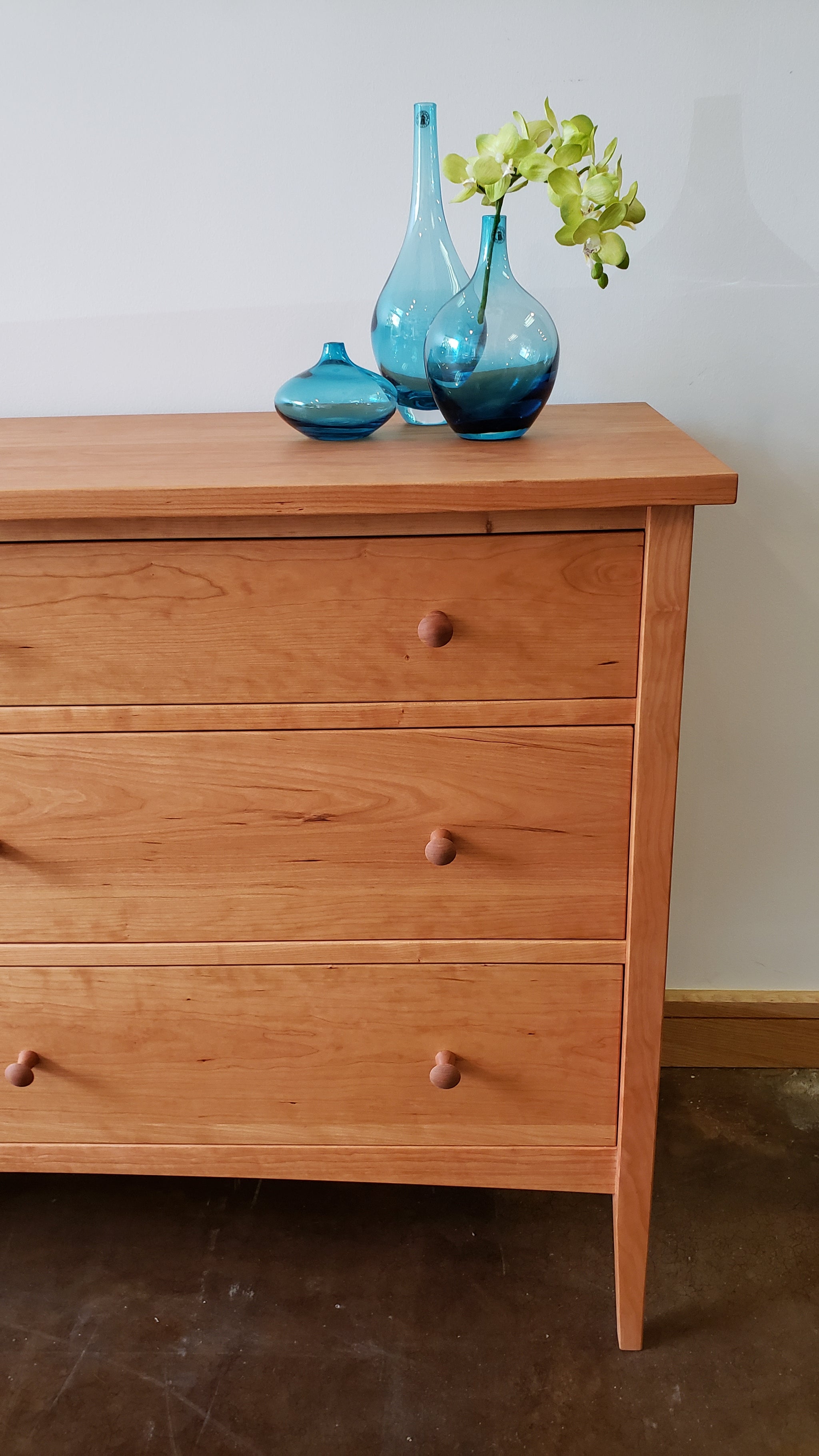 modern shaker dresser Heartwood Shaker 4-Drawer Dresser
