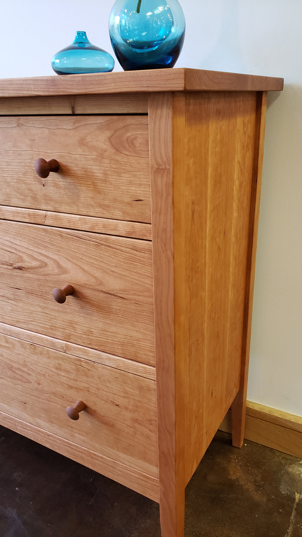 Modern Shaker Dressers