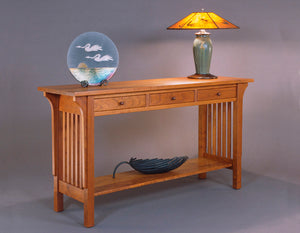 Parlor Hall Table by Hardwood Artisans shows custom made-to-order hardwood furniture made with sustainable sourced hardwoods